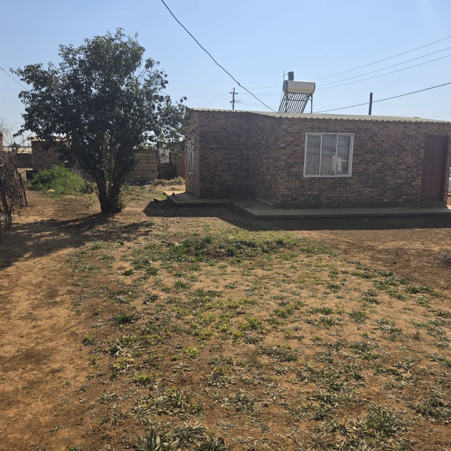 2 Bedroom Property for Sale in Ikageng North West